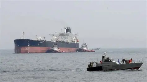 النفط يقفز مع تراجع صادرات 5 دول عربية بـ 210 ملايين برميل النفط يقفز مع تراجع صادرات 5 دول عربية بـ 210 ملايين برميل