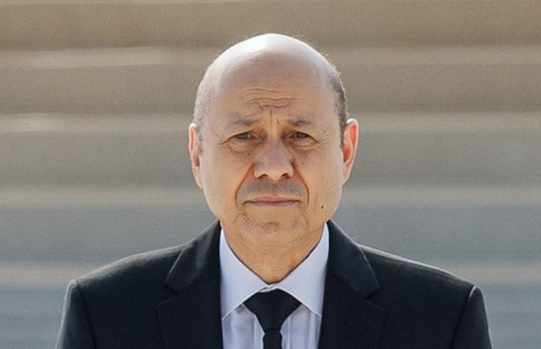 العليمي يعيد من جديد نظام صالح إلى الواجهة تفاصيل