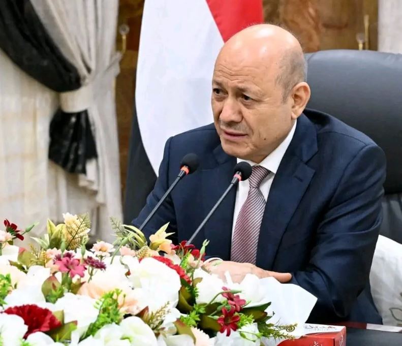 العليمي يحتال على الاتفاق بشأن الحكومة كواليس العليمي يحتال على الاتفاق بشأن الحكومة كواليس