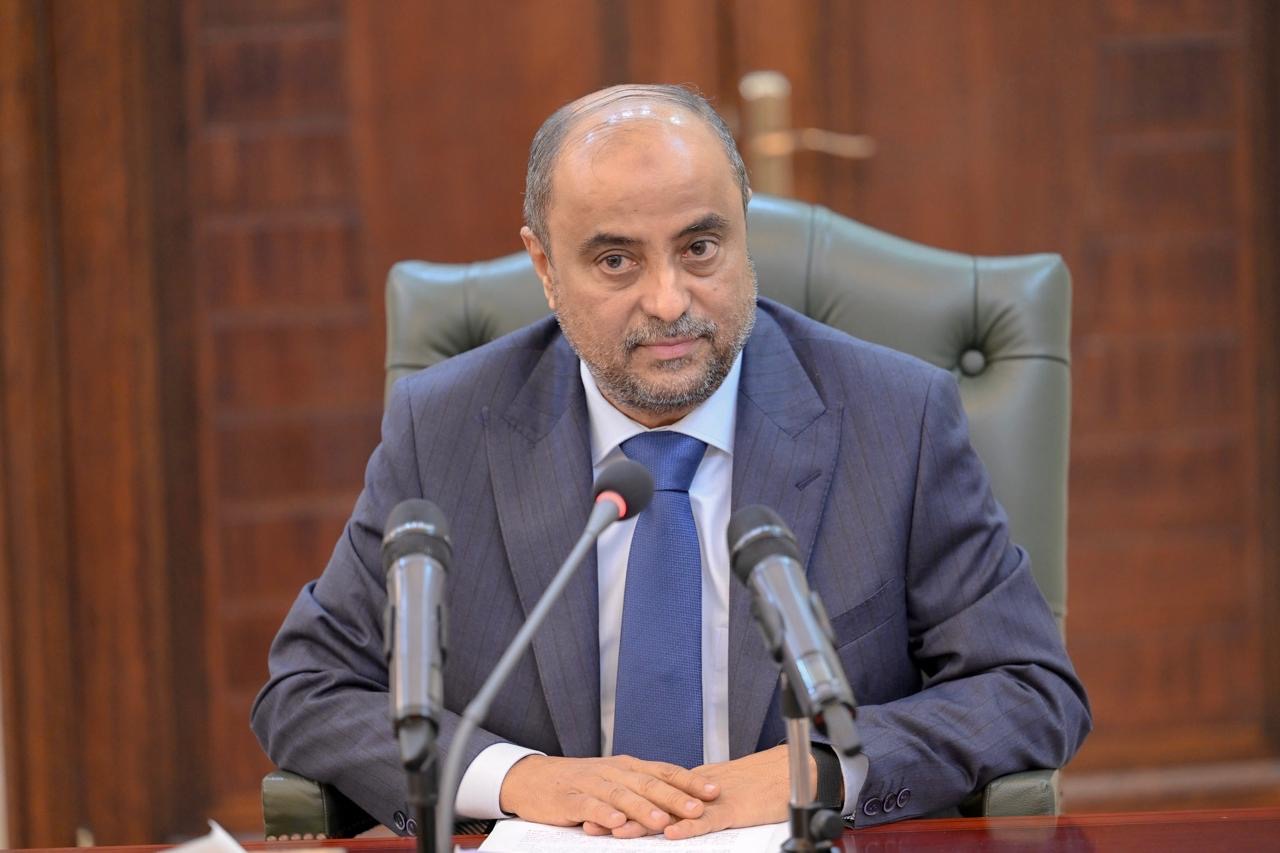 رئيس الوزراء يعلن عجز الحكومة تفاصيل رئيس الوزراء يعلن عجز الحكومة تفاصيل