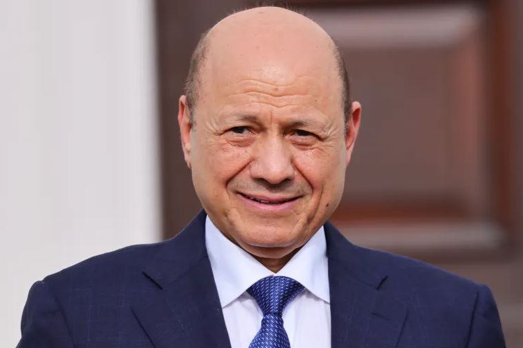 مبلغ مهول لزيارة العليمي إلى القاهرة