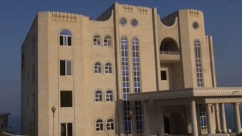 صور من داخل معاشيق تستفز الجنوبيين صور من داخل معاشيق تستفز الجنوبيين