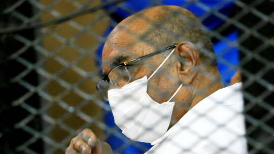 فرانس برس السودان يقرر تسليم عمر البشير ومسؤولين آخرين للمحكمة الجنائية الدولية