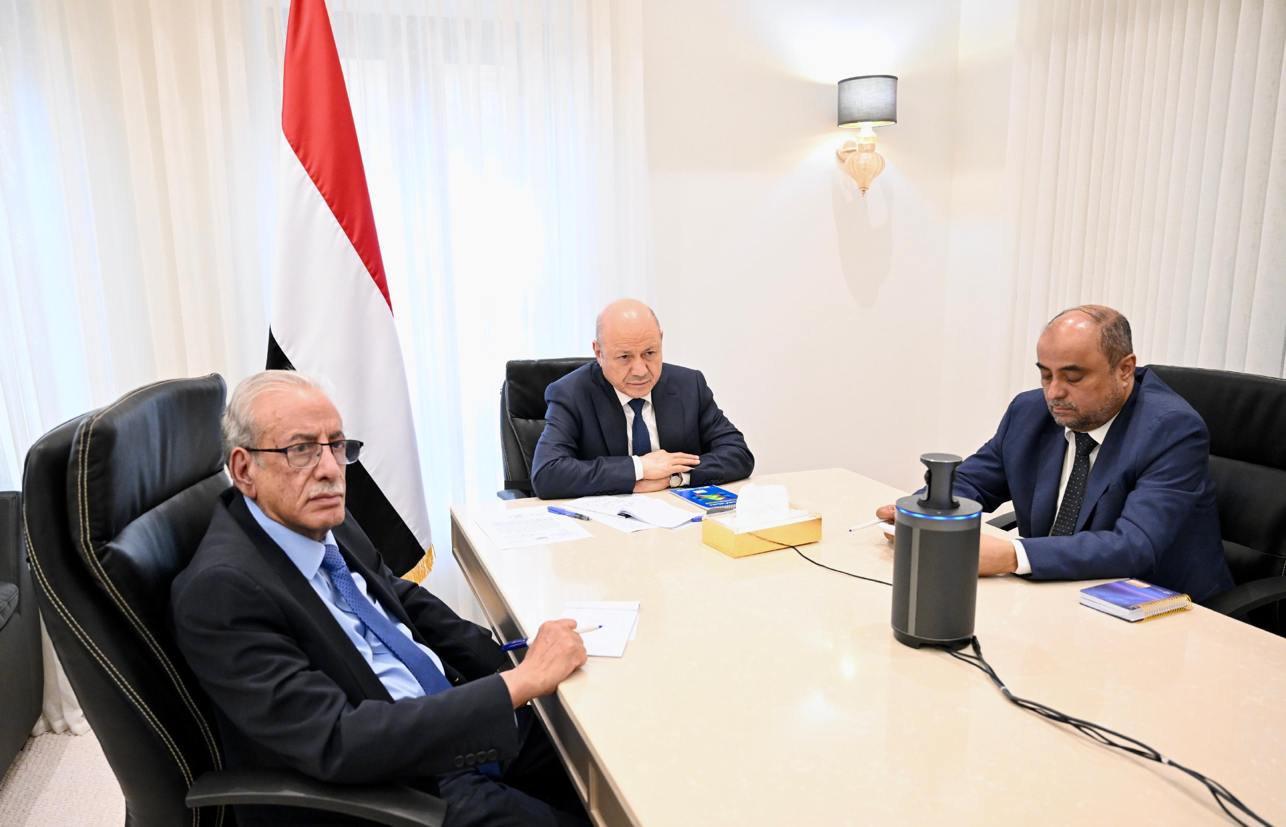 انذار عاجل من الانتقالي للعليمي والحكومة انذار عاجل من الانتقالي للعليمي والحكومة