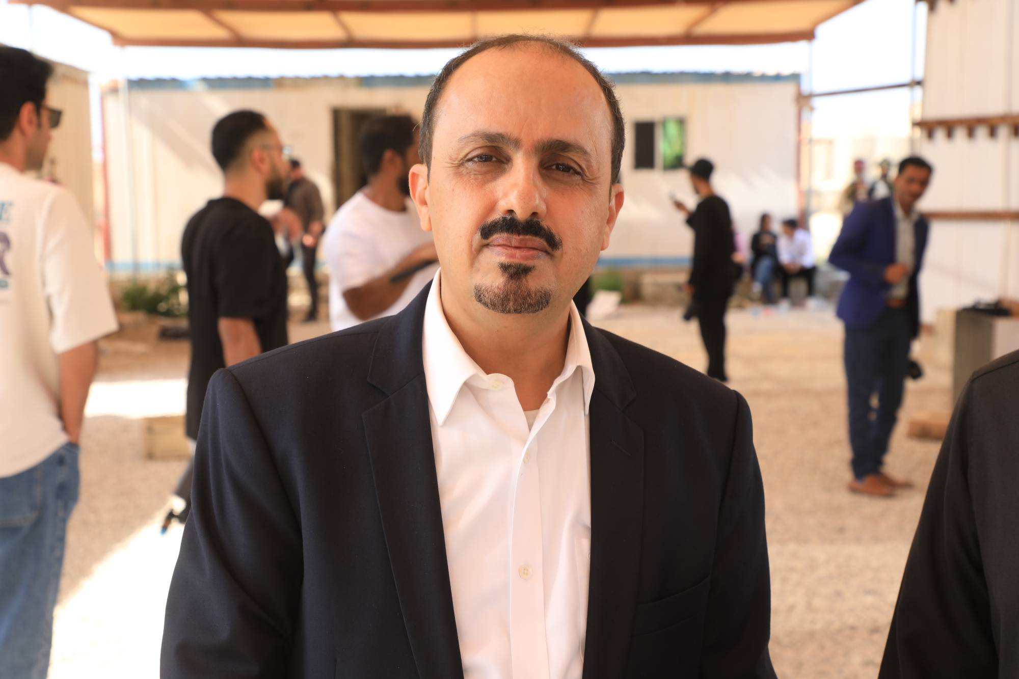 الكشف عن علاقة مريبة بين الإرياني وآل جابر الكشف عن علاقة مريبة بين الإرياني وآل جابر