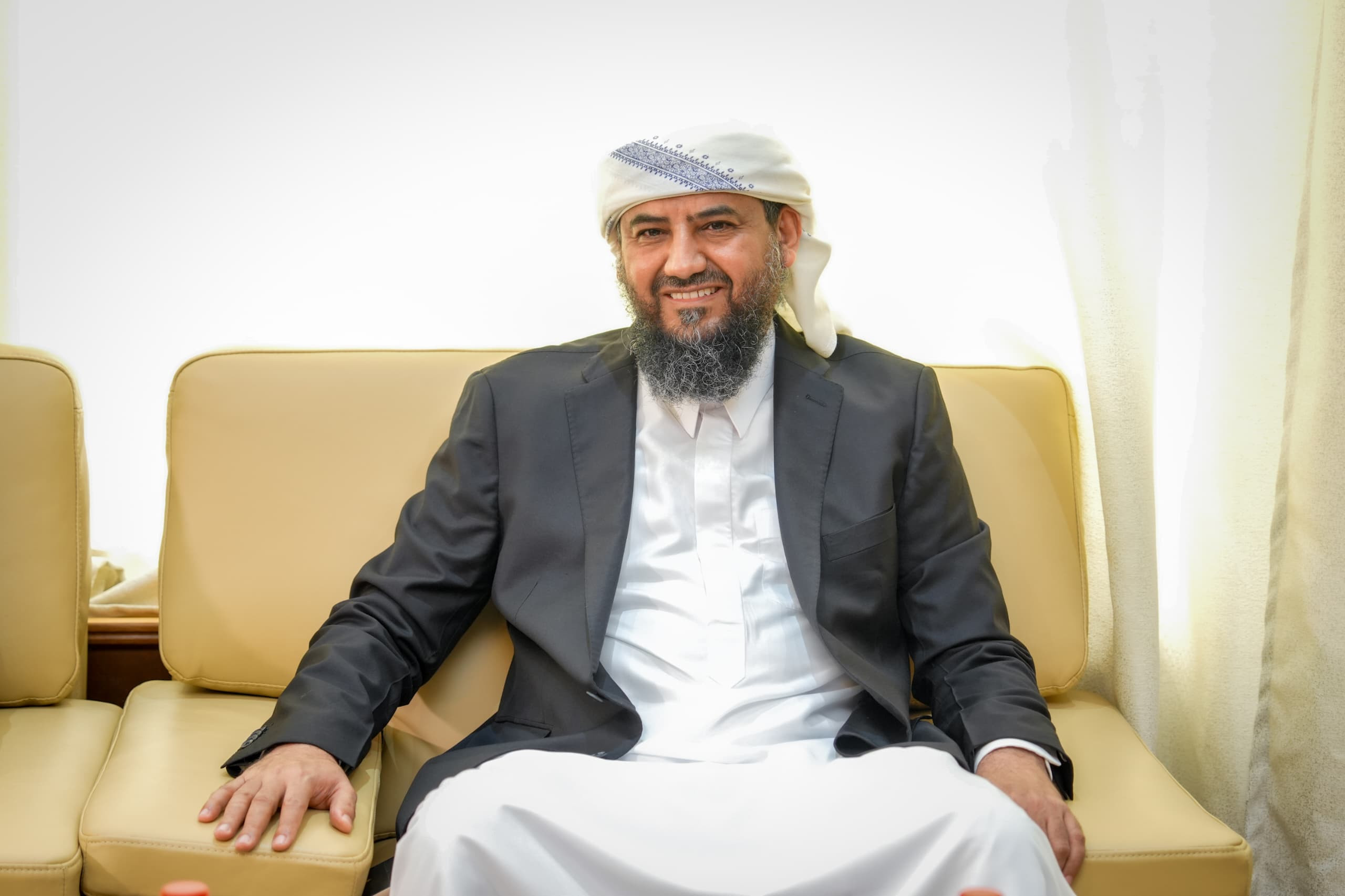 المحرمي يحسم جدل قرارات الز بيدي