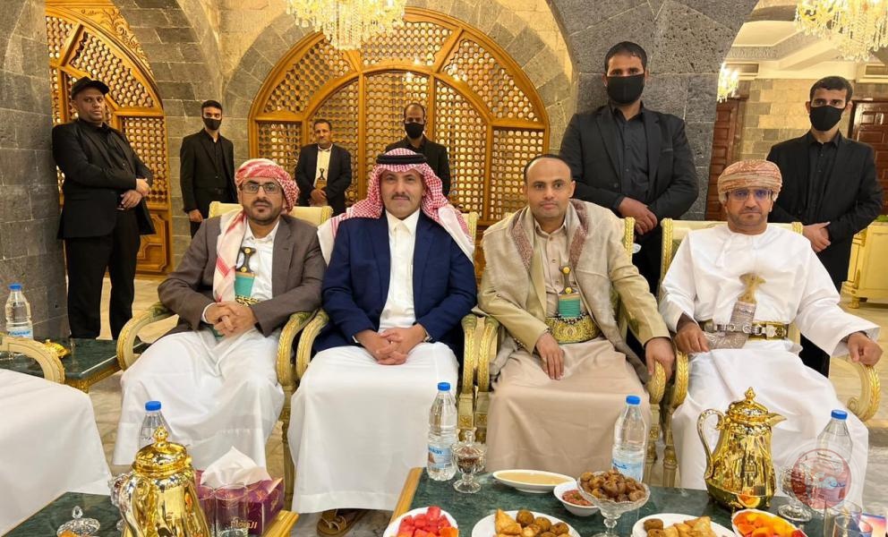 كشف تفاهمات بين الحوثي والسعودية بشأن الانتقالي كشف تفاهمات بين الحوثي والسعودية بشأن الانتقالي