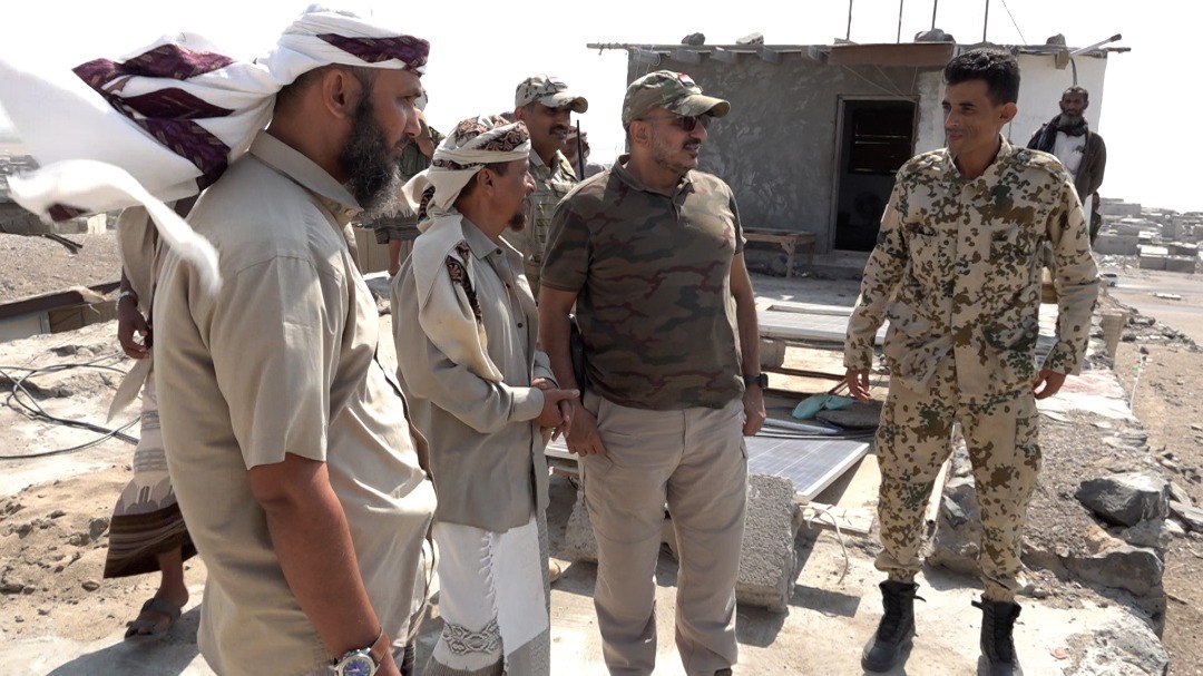 هجوم إخواني عنيف على طارق صالح