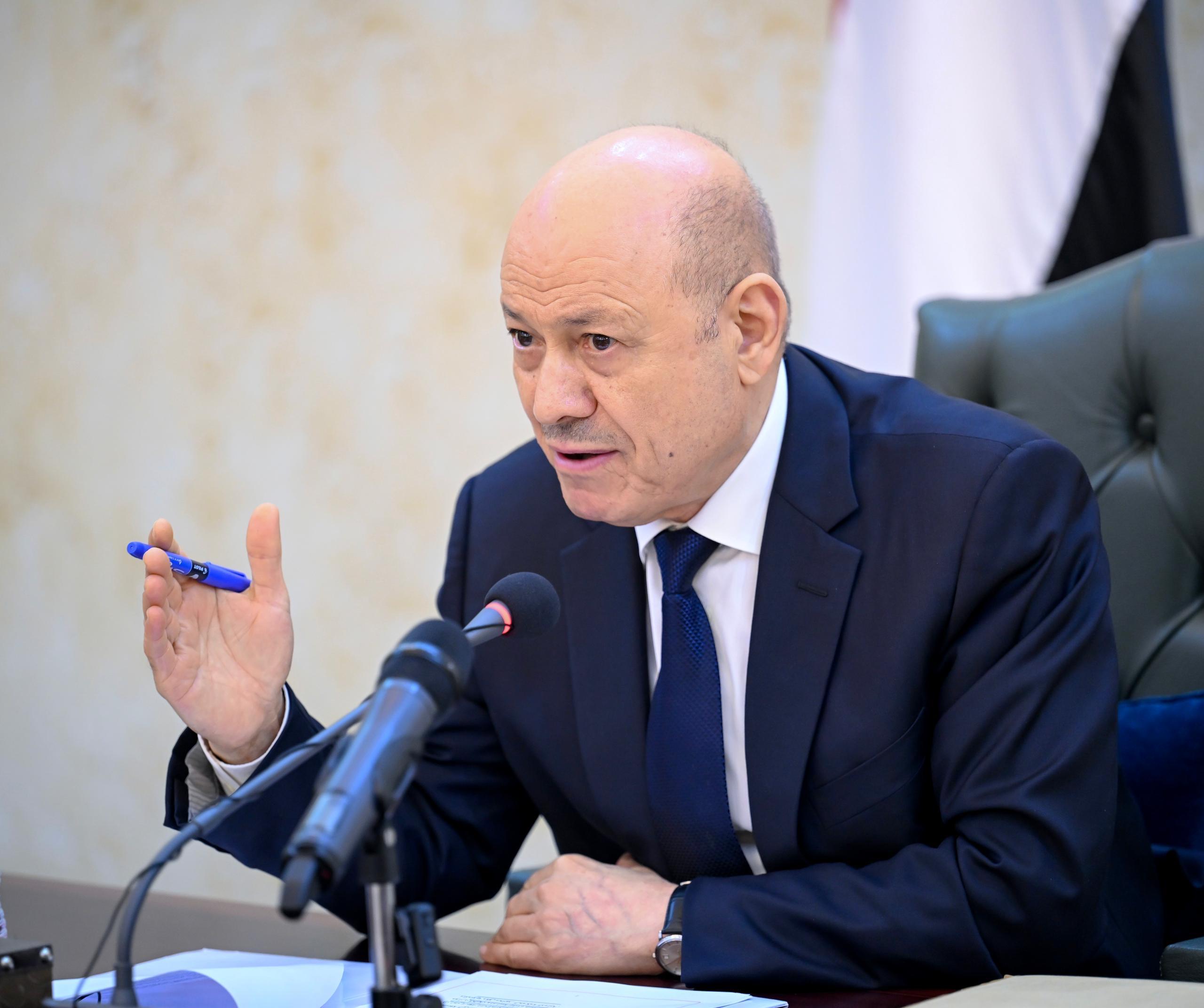 العليمي يوجه برفع الأسعار صادم