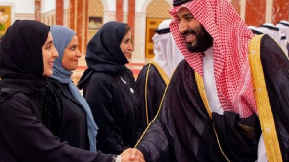 شاهد .. ملكة جمال السعودية تنافس عالميا (صور)