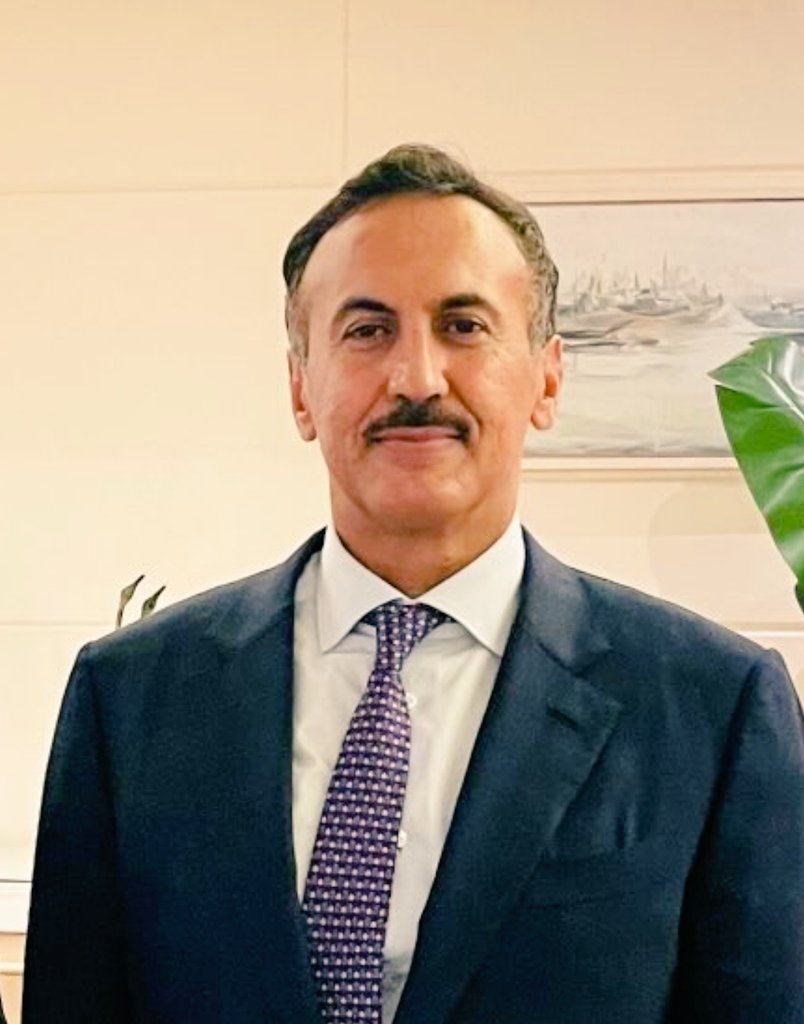 مؤتمر الداخل والخارج يفاجئ أحمد علي مؤتمر الداخل والخارج يفاجئ أحمد علي