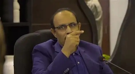 بن ماضي يصفي حسابه مع العليمي بكشف المستور