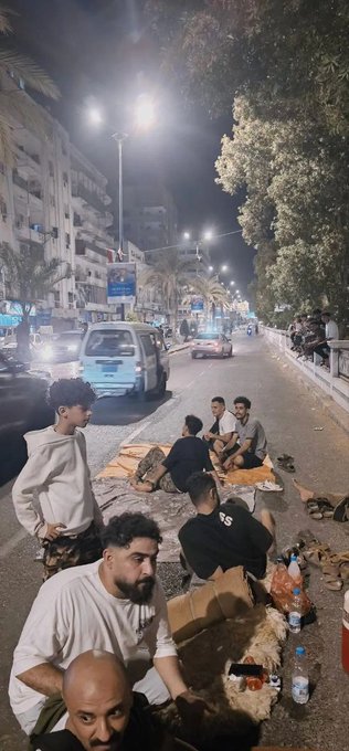ثورة تشعل العاصمة صور