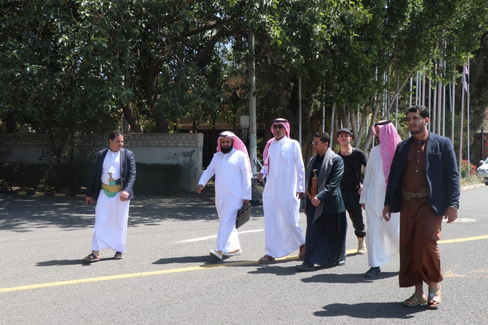 ورد الآن الوفد السعودي يغادر صنعاء وجماعة الحوثي تكشف النتائج الأولية صور