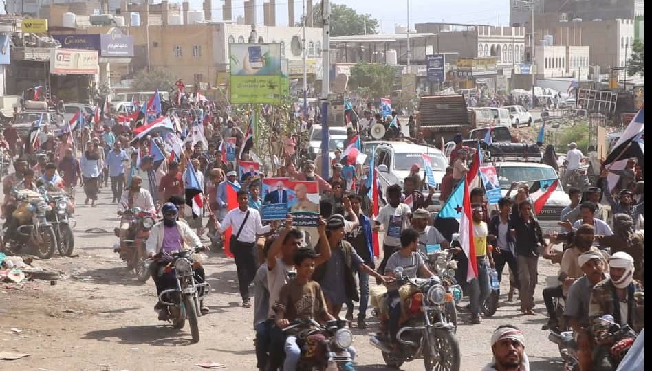 محافظ يفاجئ السعودية بإعلانه رفض وصايتها واحتلالها للجنوب