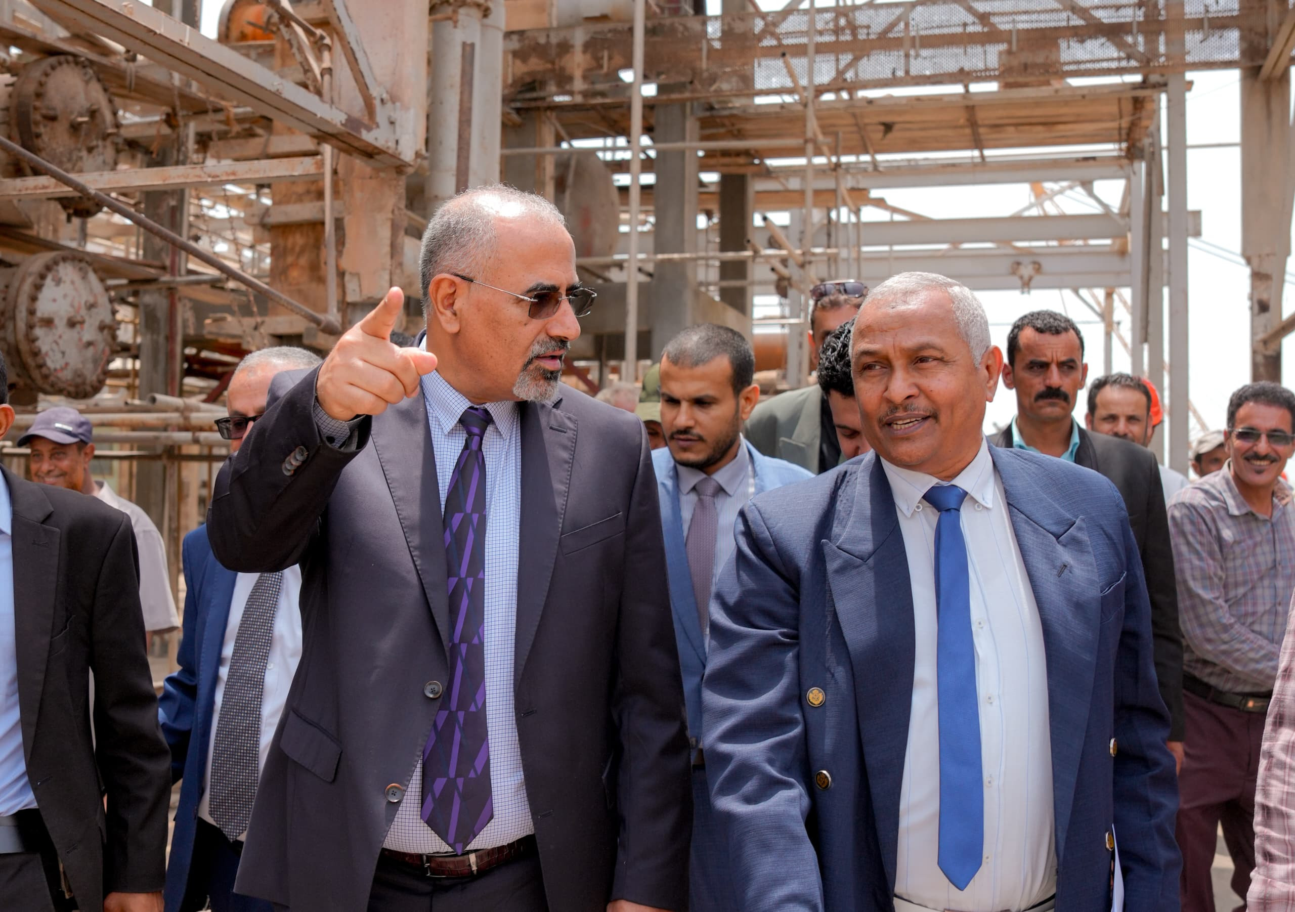 الزبيدي يضع اختبارا لهؤلاء صور